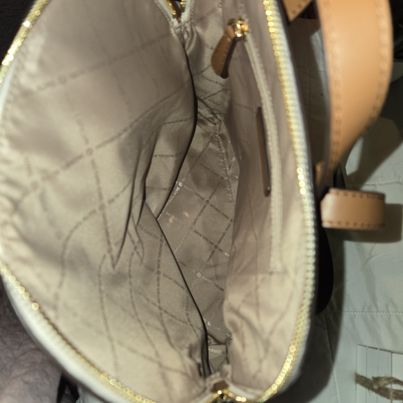 Michael Kors Beige and Brown Woman Backpack With Wallet - Picture 4 of 11